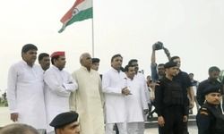 अखिलेश ने किया दार्शनिक ट्वीट - चलते रहो... चलते रहो अखिलेश ने किया दार्शनिक ट्वीट - चलते रहो... चलते रहो