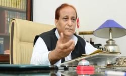 बेटा अभी से जुर्म को बर्दाश्त करने की तैयारी नही करेगा तो विरासत कैसे सम्भालेगा बेटा अभी से जुर्म को बर्दाश्त करने की तैयारी नही करेगा तो विरासत कैसे सम्भालेगा