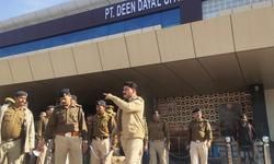 26 जनवरी गणतंत्र दिवस को देखते हुए आरपीएफ व जीआरपी द्वारा मॉकड्रिल किया गया।