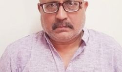 चीनी इंटेलिजेंस के साथ संवेदनशील जानकारी लीक करने के मामले में दिल्ली कोर्ट ने पत्रकार राजीव शर्मा, आरोपी चीनी महिला और नेपाली व्यक्ति को 7 दिनों की पुलिस कस्टडी में भेजा चीनी इंटेलिजेंस के साथ संवेदनशील जानकारी लीक करने के मामले में दिल्ली कोर्ट ने पत्रकार राजीव शर्मा, आरोपी चीनी महिला और नेपाली व्यक्ति को 7 दिनों की पुलिस कस्टडी में भेजा