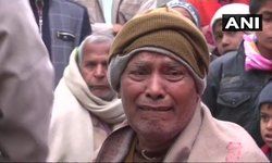 महाराजगंज के रहने वाले जवान पंकज त्रिपाठी पुलवामा हमले में शहीद हुए हैं। परिजनों का रो-रोकर बुरा हाल है। महाराजगंज के रहने वाले जवान पंकज त्रिपाठी पुलवामा हमले में शहीद हुए हैं। परिजनों का रो-रोकर बुरा हाल है।