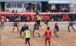 रंगारंग कार्यक्रम के बीच वालीबाल महाकुंभ का आगाज