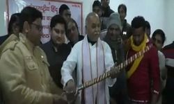 दो बच्चों से ज्यादा परिवारों वालों को कोई भी सरकारी सुविधा ना मिले दो बच्चों से ज्यादा परिवारों वालों को कोई भी सरकारी सुविधा ना मिले