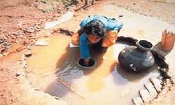 ग्रामीण क्षेत्रों में संसाधनों का दुरुपयोग