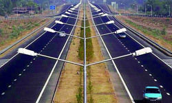 योगी के बुंदेलखंड एक्सप्रेस वे में सपा सांसद मुलायम सिंह की उपेक्षा