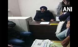 JNU छात्रों ने की PRO रंधावा से मुलाकात, स्थिति को सामान्य करने के साथ गुंडों की गिरफ़्तारी की मांग