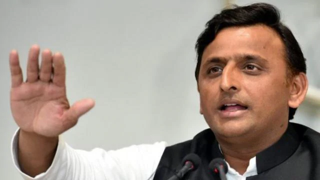 स्वेदशी आंदोलन को जीएसटी से धक्का लगा : अखिलेश यादव