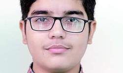 इटावा : परीक्षा पर चर्चा के लिए छात्र शिवानन्द दीक्षित चयनित