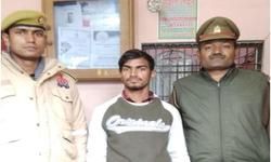 लूट के प्रयास के मुकदमें में वांछित अभियुक्त को पुलिस टीम ने दौड़ाकर पकड़ा लूट के प्रयास के मुकदमें में वांछित अभियुक्त को पुलिस टीम ने दौड़ाकर पकड़ा