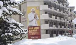 दावोस में हर तरफ भारत का नजारा, भारतीय कंपनियों के विज्ञापनों से पटा शहर दावोस में हर तरफ भारत का नजारा, भारतीय कंपनियों के विज्ञापनों से पटा शहर