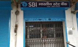 बस्ती : एटीएम तोड़कर चोर चुरा ले गए 30 लाख रुपए बस्ती : एटीएम तोड़कर चोर चुरा ले गए 30 लाख रुपए