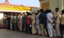 72 सीटों पर मतदान शुरू, कई दिग्गजों की साख दांव पर 72 सीटों पर मतदान शुरू, कई दिग्गजों की साख दांव पर