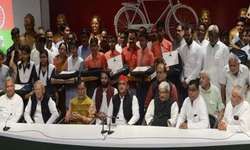 भाजपा वाले बात घुमाने में माहिर, गूगल को भी घुमा देते हैं : अखिलेश