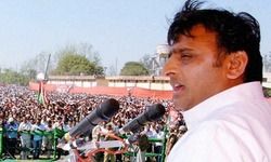 सांप और छछुंदर कहने वालों को सदन में रोते देखा है: अखिलेश सांप और छछुंदर कहने वालों को सदन में रोते देखा है: अखिलेश