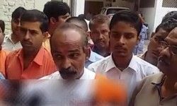 टिकट न मिलने से नाराज भाजपा कार्यकर्ता ने की आत्मदाह की कोशिश