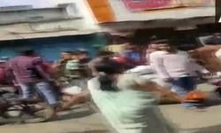 बंद कराने आए थे दुकान, महिला ने लाल मिर्च झोंककर खदेड़ा