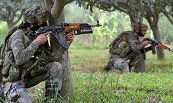 कुलगाम में आतंकवादियों से मुठभेड़ जारी, सुरक्षाबलों ने एक आतंकी को किया ढेर