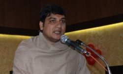 अमर सिंह से सावधान रहे बोनी कपूर : मनीष सिंह