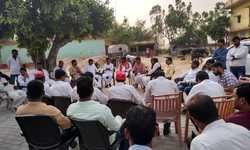 बीजेपी प्रत्याशी इंजीनियर प्रवीण निषाद की जिले में इंट्री, कार्यकर्ताओं ने किया स्वागत..