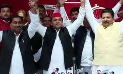 स्वामी प्रसाद के भतीजे सपा में शामिल, बोले- भाजपा में शोषण होता रहा तो चाचा भी आ जाएंगे यहां