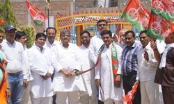 MP में समाजवादी पार्टी ने संगठन को धार देने के लिए असीम यादव प्रयास रत MP में समाजवादी पार्टी ने संगठन को धार देने के लिए असीम यादव प्रयास रत