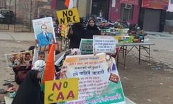 CAA विरोध: मुरादाबाद में भी धरने पर बैठी महिलाएं