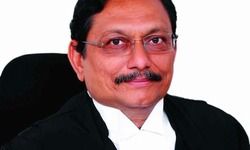 जस्टिस बोबडे बन सकते हैं अगले CJI, अयोध्या बेंच में भी हैं शामिल जस्टिस बोबडे बन सकते हैं अगले CJI, अयोध्या बेंच में भी हैं शामिल