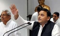 शिक्षक भर्ती प्रक्रिया में अनियमितता पर आवाज उठाई तो अभ्यर्थियों पर लाठिया बरसी