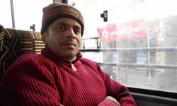 प्यार दीवाना होता है.....: नरेंद्र पाण्डेय