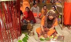 माघ मेले में सीएए और एनआरसी को लेकर शांति के लिए हो रहे विशेष अनुष्ठान