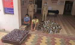 चंदौली- मुगलसराय कोतवाली पुलिस ने शातिर शराब तस्करी गिरोह का किया पर्दाफास।32 पेटी विदेशी शराब बरामद। बोलेरो की छत के भीतर छुपा के ले जाई जा रही थी शराब। दो तस्कर गिरफ्तार। चंदौली- मुगलसराय कोतवाली पुलिस ने शातिर शराब तस्करी गिरोह का किया पर्दाफास।32 पेटी विदेशी शराब बरामद। बोलेरो की छत के भीतर छुपा के ले जाई जा रही थी शराब। दो तस्कर गिरफ्तार।