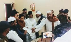 एनआरसी सीएए को लेकर मौलाना ने डीएम व एसपी को ज्ञापन सौंपा