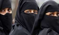 पूर्व आतंकियों की पत्नियों ने पीएम मोदी से लगाईं गुहार, मांगी भारत की नागरिकता पूर्व आतंकियों की पत्नियों ने पीएम मोदी से लगाईं गुहार, मांगी भारत की नागरिकता