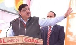 जनता हजरतगंज में आजम खां से जूते साफ कराएगी -नरेश अग्रवाल