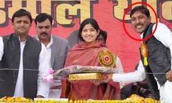 कन्नौज में सपा नेता ने किया सुसाइड, पत्नी ने पार्टी नेताओं पर ही लगाए आरोप कन्नौज में सपा नेता ने किया सुसाइड, पत्नी ने पार्टी नेताओं पर ही लगाए आरोप