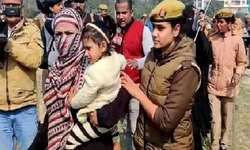 बेनियाबाग को शाहीनबाग बनाने की थी तैयारी, प्रदर्शन कर रही महिलाओं संग पुलिस की झड़प के बीच लाठीचार्ज