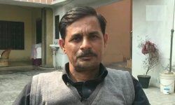 अंडर-19 वर्ल्ड कप फाइनल खेलने जा रही टीम इंडिया के खिलाड़ी कार्तिक त्यागी के पिता योंगेद्र त्यागी बोले, टीम का हर सदस्य अच्छा खेल रहा है। हमें पूरा भरोसा है कि भारतीय टीम आज वर्ल्ड कप जीतेगी। #U19CWCFinal