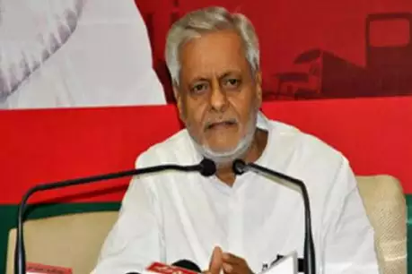 देश में आज भी अघोषित आपातकाल का दौर चल रहा है