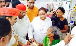 पूर्व मंत्री ललई यादव ने धूमधाम से मनाया अखिलेश यादव का जन्मदिन