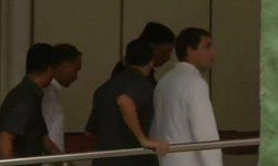 अटल जी की सेहत का हालचाल जानने एम्स पहुंचे कांग्रेस अध्यक्ष राहुल गांधी अटल जी की सेहत का हालचाल जानने एम्स पहुंचे कांग्रेस अध्यक्ष राहुल गांधी