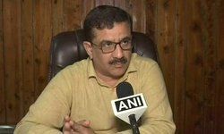 लखनऊ: शिया वक्फ बोर्ड चेयरमैन वसीम रिजवी का आदेश-  15 अगस्त को वक्फ संपत्तियों पर होगा ध्वजारोहण, भारत माता की जय बोलने का भी दिया आदेश, आदेश नहीं मानने पर होगी कार्रवाई.