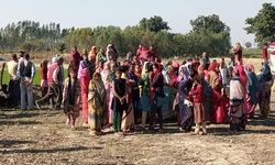 दो दिन से लापता किसान के बेटे की हत्या, खेत में पड़ा मिला नग्न शव