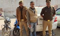 मुग़लसराय कोतवाली पुलिस को मिली बड़ी कामयाबी एक अभयुक्त को चोरी की स्विफ्ट डिजायर व दो बाइक के साथ गिरफ्तार