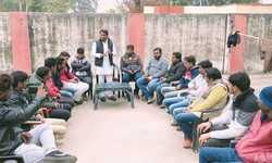 समाजवादी विचार गोष्ठी का आयोजन, एक बूथ बीस यूथ और जनसंवाद जरुरी-वृजेन्द्र सिहं