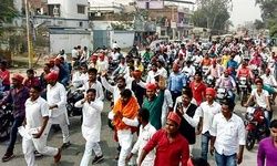 जौनपुर नगर पालिका: नामांकन जुलूस में विकास यादव ने दिखायी ताकत- जेपी यादव जौनपुर नगर पालिका: नामांकन जुलूस में विकास यादव ने दिखायी ताकत- जेपी यादव