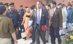 वाराणसी- सूबे के मुख्यमंत्री योगी आदित्यनाथ पहुंचे पंडित दीनदयाल उपाध्याय स्मृति स्थल पड़ाव रामनगर