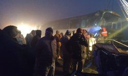 उन्नाव में एक्सप्रेस-वे पर बस ने बोलेरो में टक्कर मारी, आठ लोग गंभीर जख्मी उन्नाव में एक्सप्रेस-वे पर बस ने बोलेरो में टक्कर मारी, आठ लोग गंभीर जख्मी