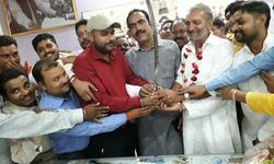 पूर्व राज्य सभा सांसद वीरपाल सिंह यादव का जन्मदिन मनाया गया