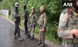 सुरक्षाबलों और आतंकियों के बीच मुठभेड़, नौशेरा में दो जवान शहीद सुरक्षाबलों और आतंकियों के बीच मुठभेड़, नौशेरा में दो जवान शहीद