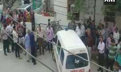 बल्लभगढ़ में छात्रा की हत्या से सनसनी, घर में घुसकर क्रिकेट के बैट से मार डाला बल्लभगढ़ में छात्रा की हत्या से सनसनी, घर में घुसकर क्रिकेट के बैट से मार डाला